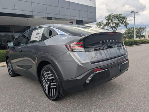 New 2026 Nissan Leaf SV+ FWD image 6