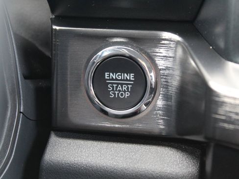 Used 2024 Ford F250 Lariat w/ Tremor Off-Road Package image 21