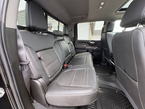 Used 2022 GMC Sierra 2500 Denali w/ Denali Black Diamond Edition AWD/4WD image 33