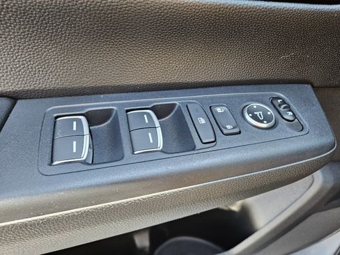 Used 2025 Honda CR-V EX-L image 31