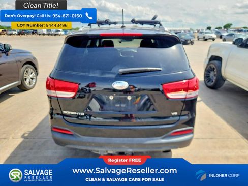Used 2017 Kia Sorento AWD image 8