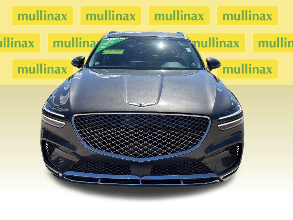 Used 2025 Genesis GV70 2.5T w/ Select Package AWD/4WD image 11