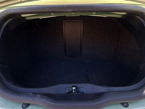 Used 2009 Volkswagen Beetle S image 27