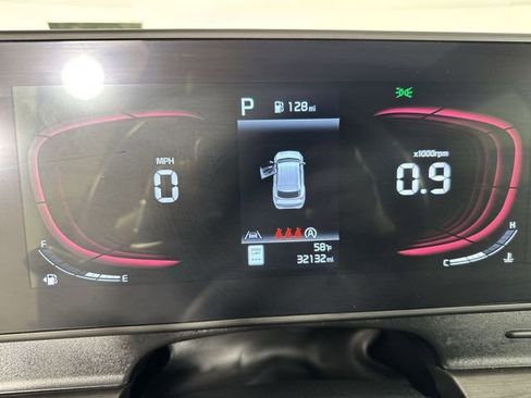 Certified 2024 Kia Sportage X-Line w/ X-Line Premium Package AWD/4WD image 16