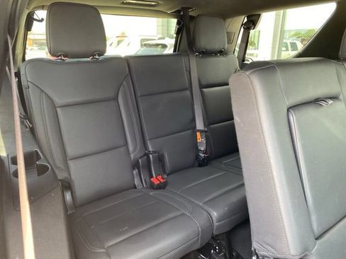 Used 2025 Chevrolet Tahoe Z71 AWD/4WD image 23