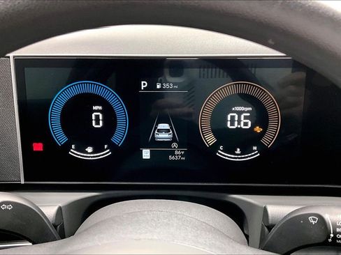 Certified 2025 Hyundai Tucson SEL image 25