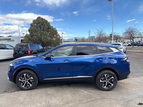 Certified 2023 Kia Sportage EX AWD/4WD image 4