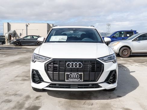 New 2025 Audi Q3 2.0T Premium image 2