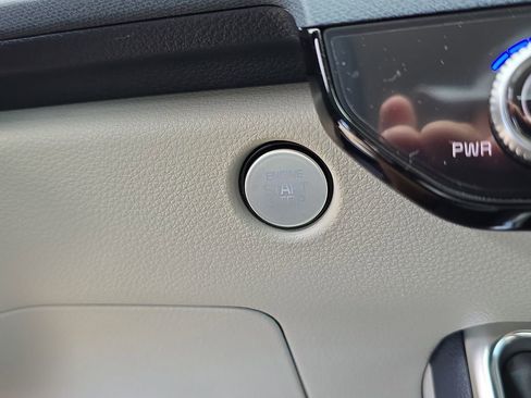 New 2026 Kia Carnival EX FWD image 28