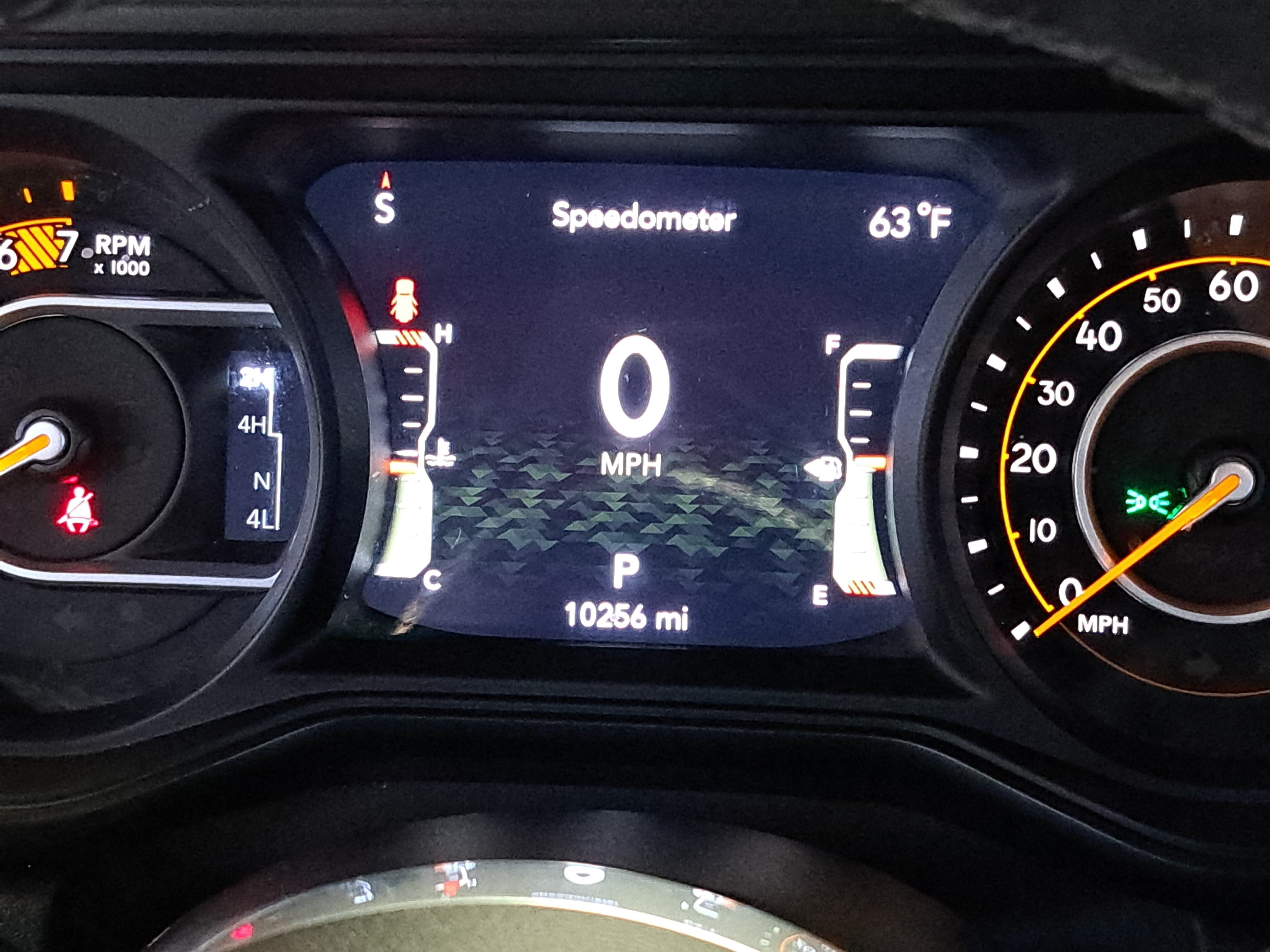 Used 2026 Jeep Wrangler Unlimited Sahara AWD/4WD image 18
