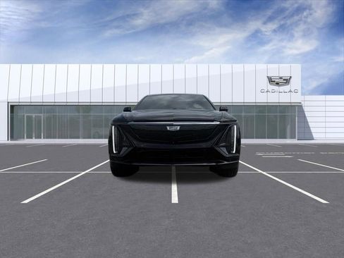 Certified 2024 Cadillac Lyriq Sport w/ LPO, Floor Liner Package AWD/4WD image 7