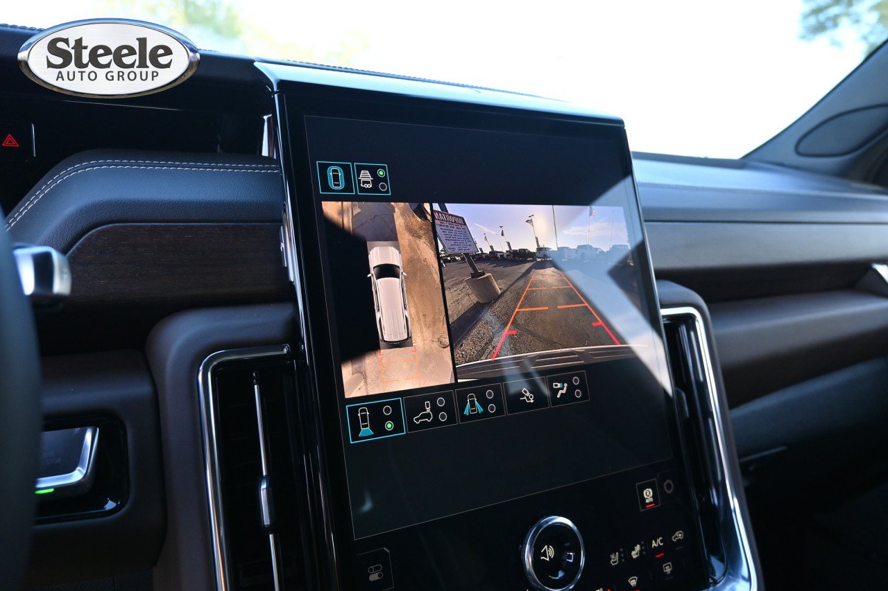 New 2026 GMC Yukon XL Denali Ultimate AWD/4WD image 13