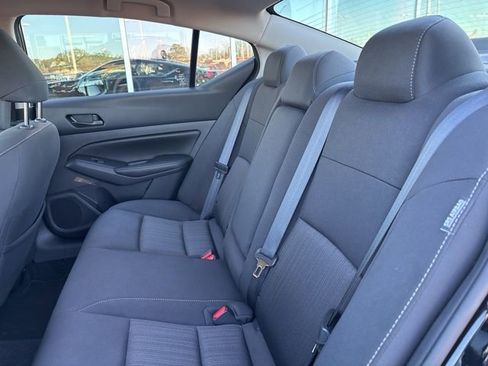 Used 2024 Nissan Altima 2.5 SV image 18