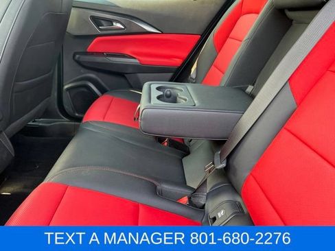 Used 2025 Chevrolet Equinox EV RS AWD/4WD image 37