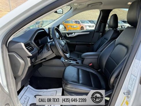 Used 2025 Ford Escape Platinum image 14