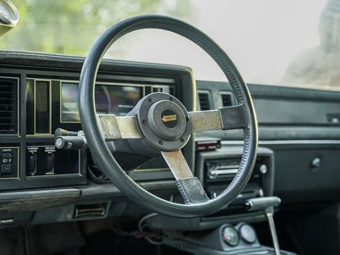 Used 1987 Buick Regal Coupe RWD image 24