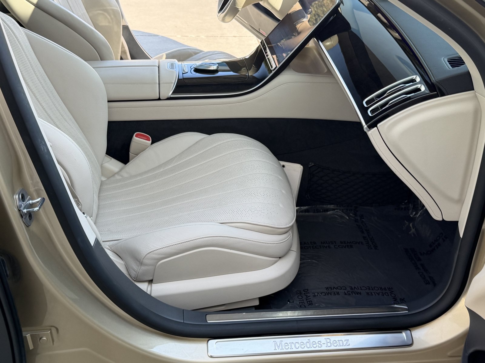 Used 2022 Mercedes-Benz S 500 4MATIC image 35