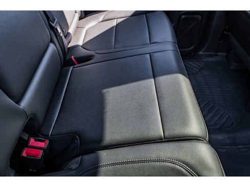 Used 2021 Chevrolet Silverado 1500 LT Trail Boss w/ Convenience Package II AWD/4WD image 29