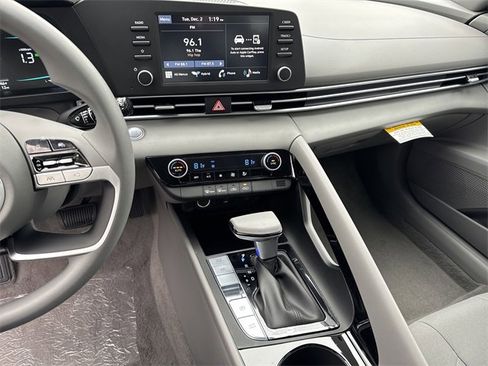 New 2026 Hyundai Elantra Blue image 27
