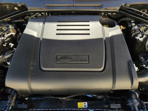 New 2026 Land Rover Defender 110 S image 21