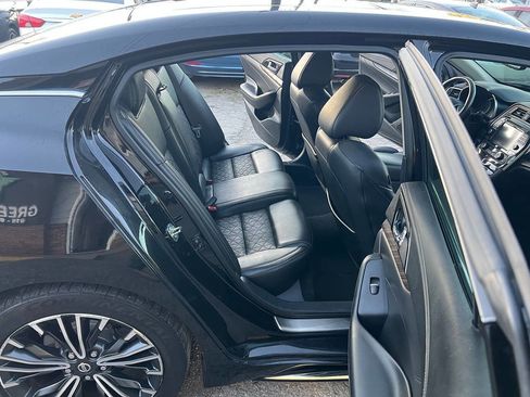 Used 2017 Nissan Maxima Platinum w/ Medallion Package image 16