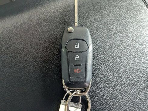 Used 2021 Ford F150 XLT AWD/4WD image 29