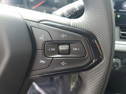 New 2026 Chevrolet Trax LS FWD image 27