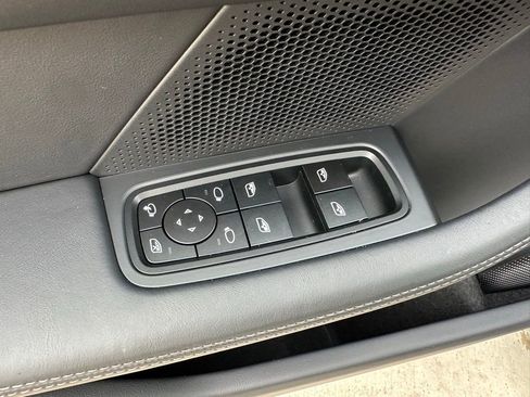 Used 2026 Porsche Taycan 4S image 22