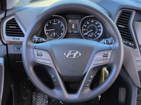 Used 2017 Hyundai Santa Fe Sport image 23