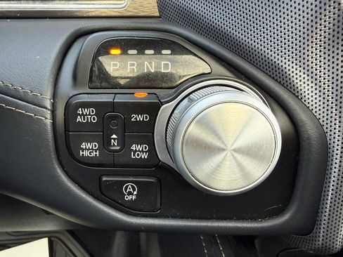 Used 2019 RAM 1500 Limited image 11