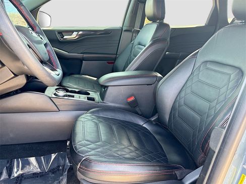 Used 2024 Ford Escape ST-Line Elite w/ Premium Technology Package image 22