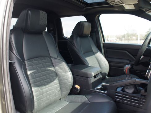 Used 2025 Toyota Tacoma TRD Off-Road w/ TRD Off Road Premium Package image 23