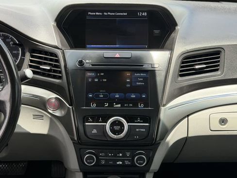 Used 2019 Acura ILX FWD image 16