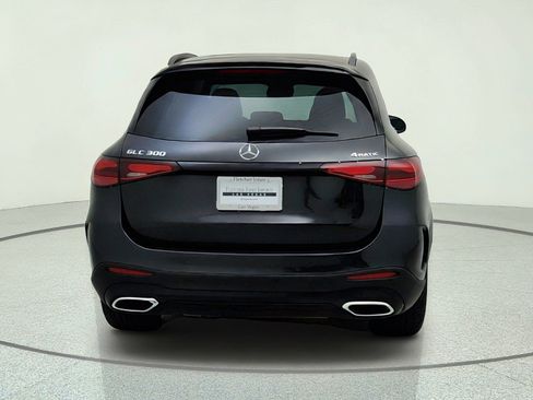 Used 2024 Mercedes-Benz GLC 300 4MATIC image 10