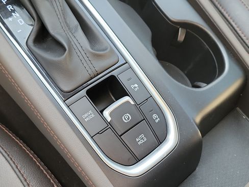 Used 2020 Hyundai Santa Fe SEL w/ Convenience + Premium Package FWD image 39