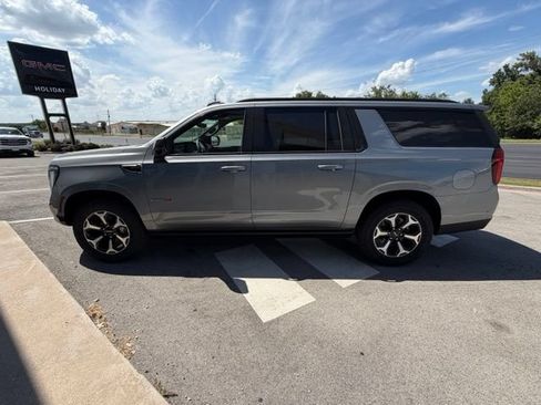 New 2026 GMC Yukon XL AT4 w/ AT4 Premium Plus Package AWD/4WD image 30