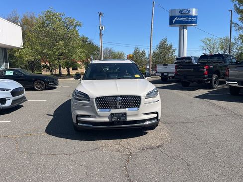 Used 2022 Lincoln Aviator Reserve w/ Equipment Group 201A AWD/4WD image 2