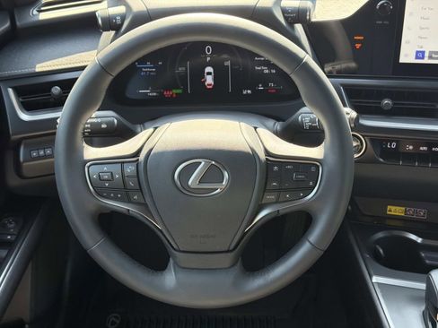 Used 2025 Lexus UX 300h FWD w/ Accessory Package (Z1) image 24