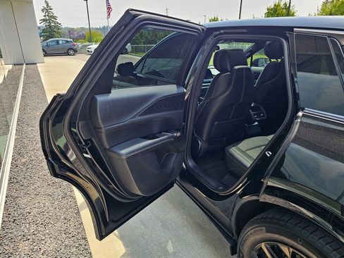 Certified 2024 Cadillac Lyriq Sport AWD/4WD image 15