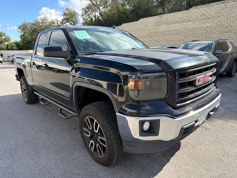 Used 2014 GMC Sierra 1500 SLE w/ SLE Value Package AWD/4WD image 4