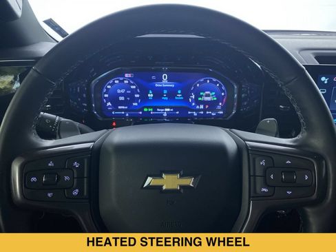 Certified 2025 Chevrolet Silverado 1500 High Country w/ High Country Premium Package AWD/4WD image 3