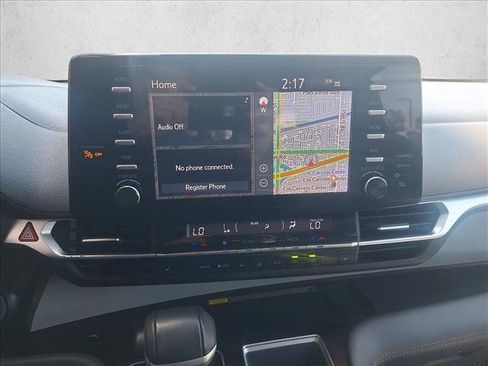 Used 2023 Toyota Sienna XLE w/ XLE Plus Package FWD image 12