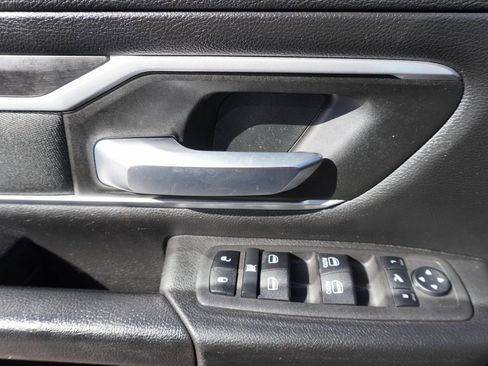 Used 2022 RAM 1500 Lone Star image 9