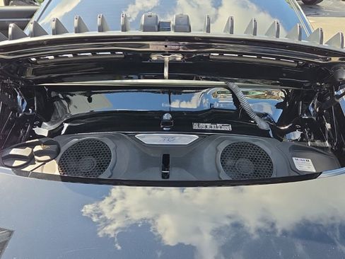 Used 2021 Porsche 911 Carrera image 19