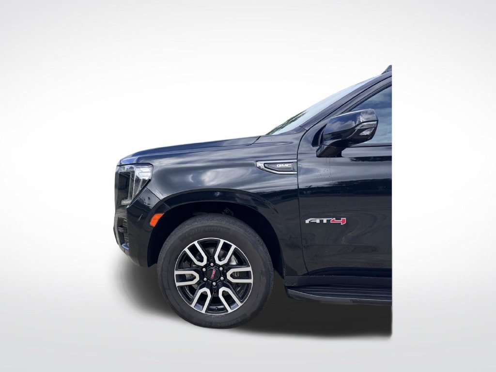Used 2021 GMC Yukon XL AT4 w/ Technology Package AWD/4WD image 29
