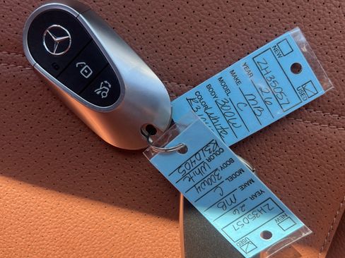 Used 2026 Mercedes-Benz C 300 4MATIC Sedan image 38