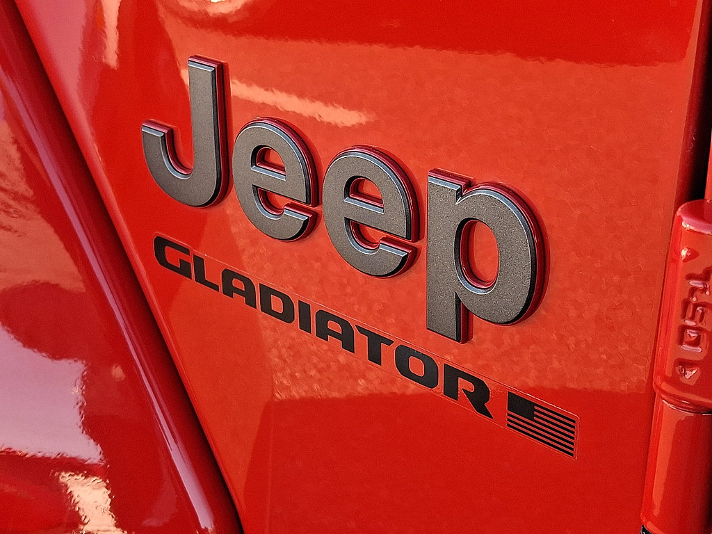 Used 2025 Jeep Gladiator Rubicon AWD/4WD image 30