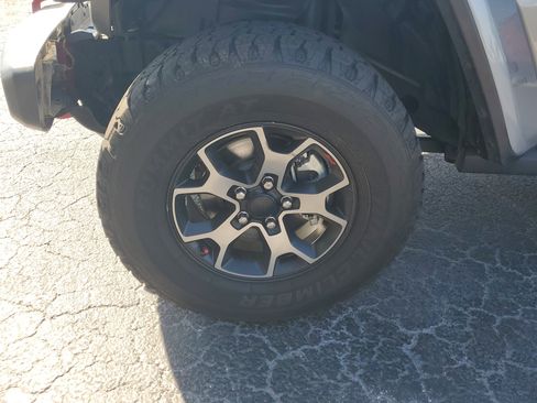 Used 2019 Jeep Wrangler Rubicon w/ LED Lighting Group image 4