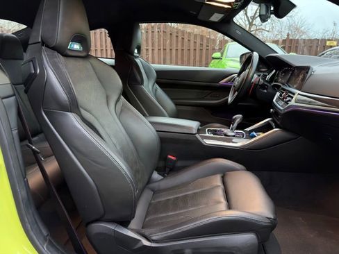 Used 2021 BMW M4 Competition w/ Executive Package RWD image 23