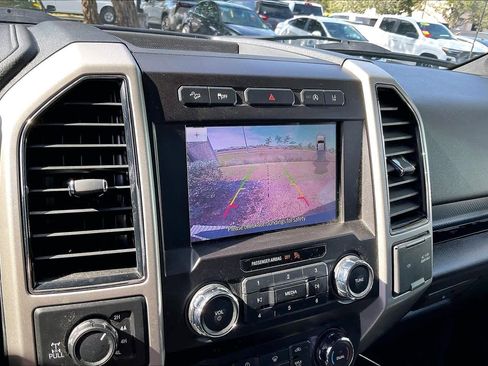 Used 2020 Ford F150 Lariat image 20